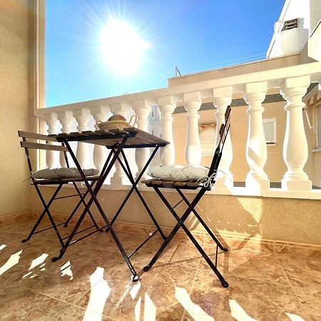 Apartamento Azzurro Daire Torrevieja Dış mekan fotoğraf