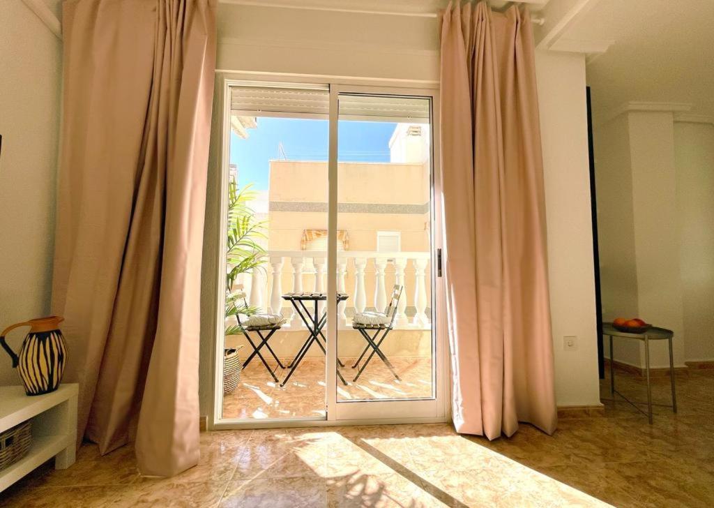 Apartamento Azzurro Daire Torrevieja Dış mekan fotoğraf