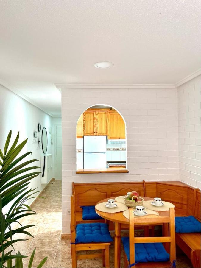 Apartamento Azzurro Daire Torrevieja Dış mekan fotoğraf